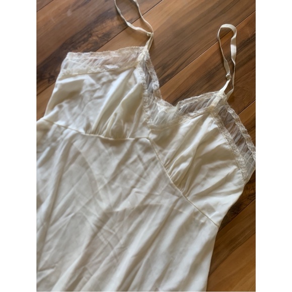 VTG Charmode nightie - Picture 3 of 3